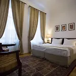 Drachenhaus Hotel 3*