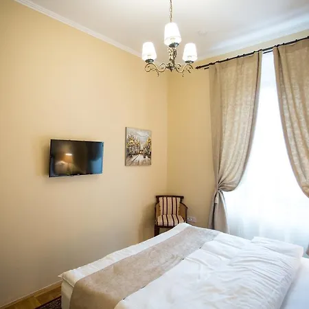 Otel Drachenhaus Braşov