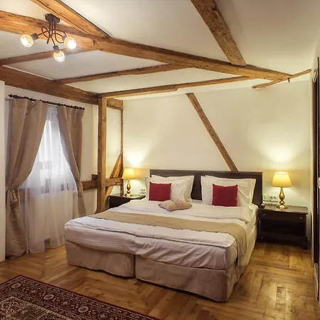 Drachenhaus Hotell 3*