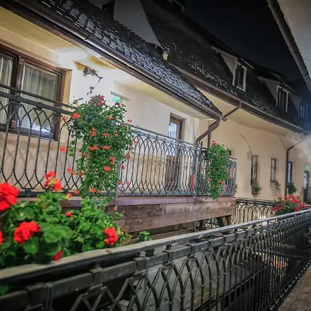 Drachenhaus Otel
