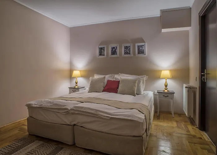 Drachenhaus 3* Brasov