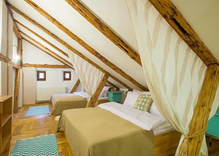 Hotell Drachenhaus Braşov